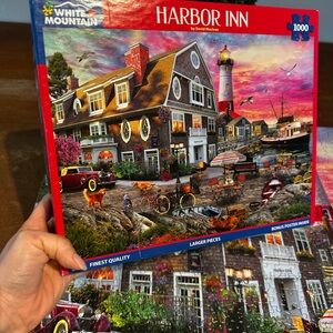 White Mountain Harbor Inn Puzzle - Vibrant Colors